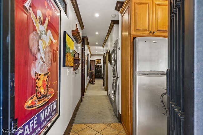 Building Photo - 37 S Prado NE