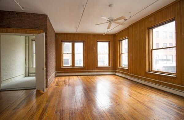 Building Photo - 118 South St