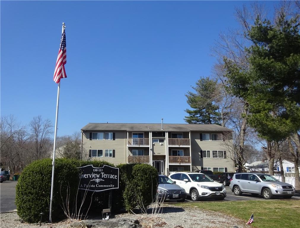 133 Fordson Ave Unit 11, Cranston, RI 02910 Condo for Rent in