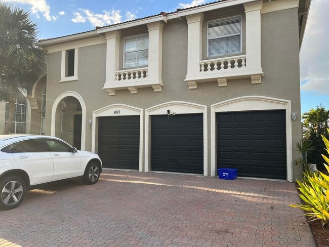 Foto del edificio - 9615 Shepard Pl