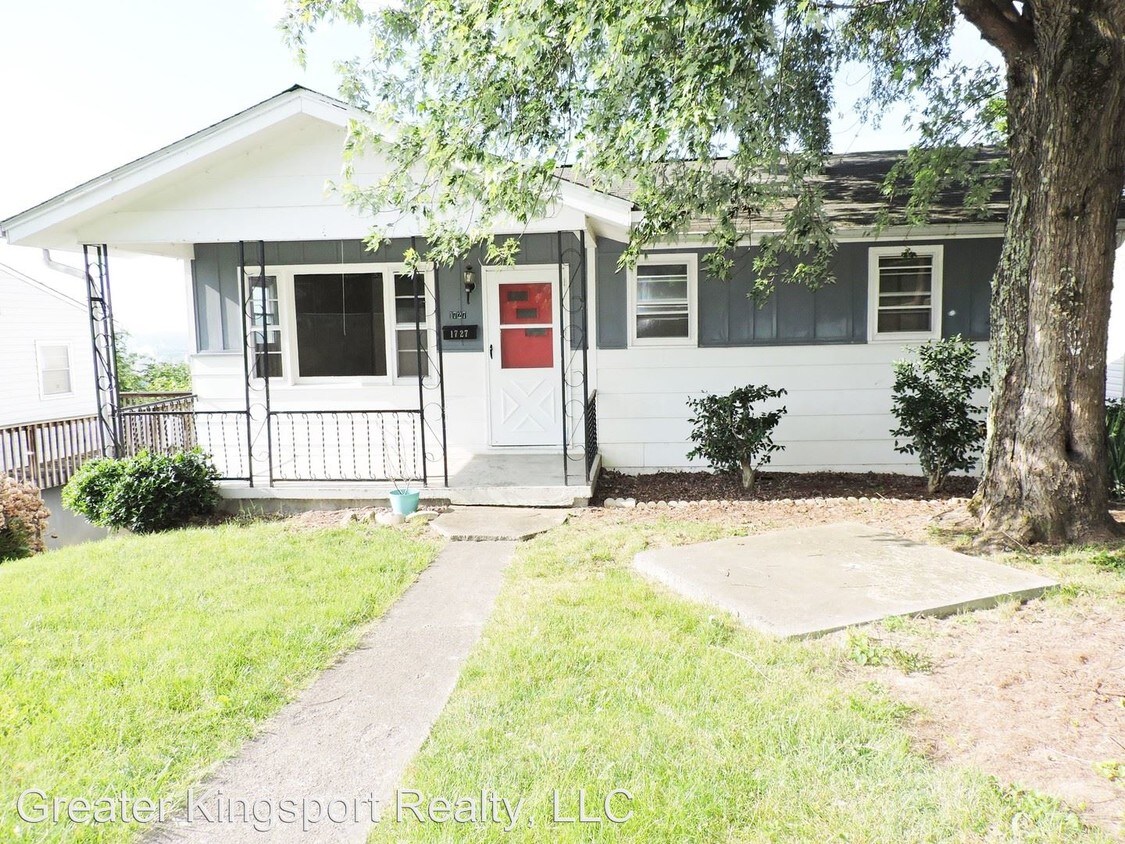 Primary Photo - 1727 Pendleton St
