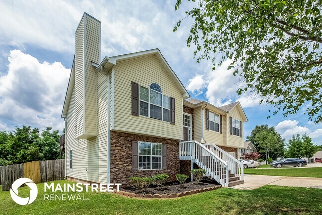 Building Photo - 3040 Reynolds Run