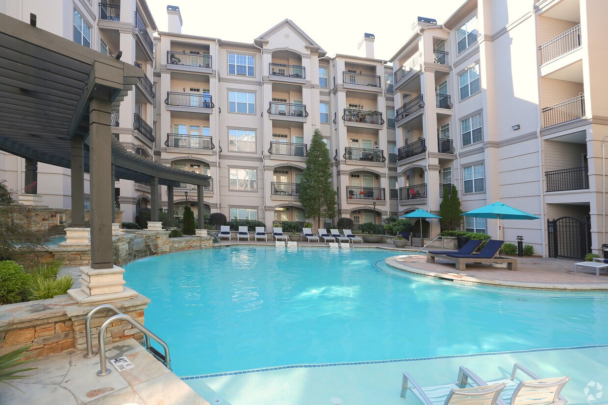 Avana Uptown Apartments in Atlanta, GA
