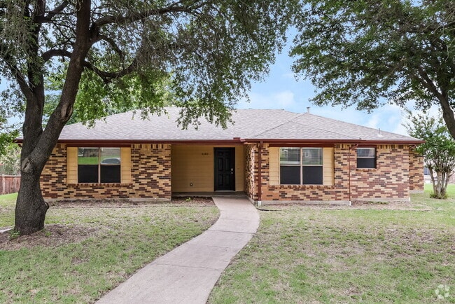 Building Photo - 1137 Harvest Hill Cir