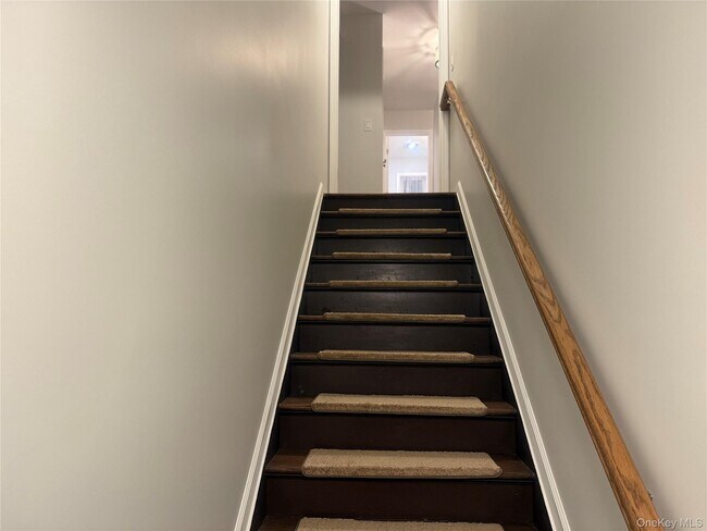 Foto del edificio - 18 Juniper Rd