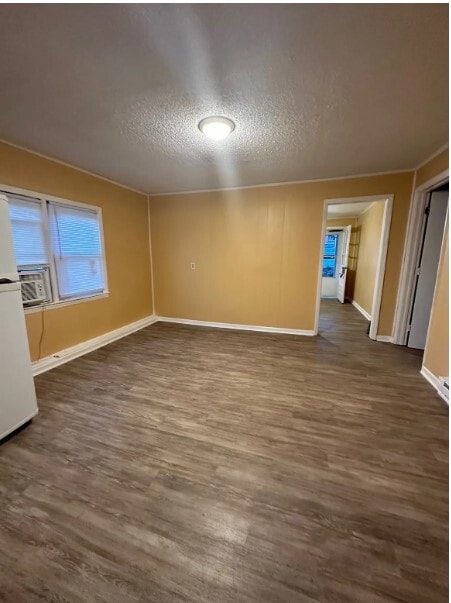 Building Photo - 2460 Clearfield Dr