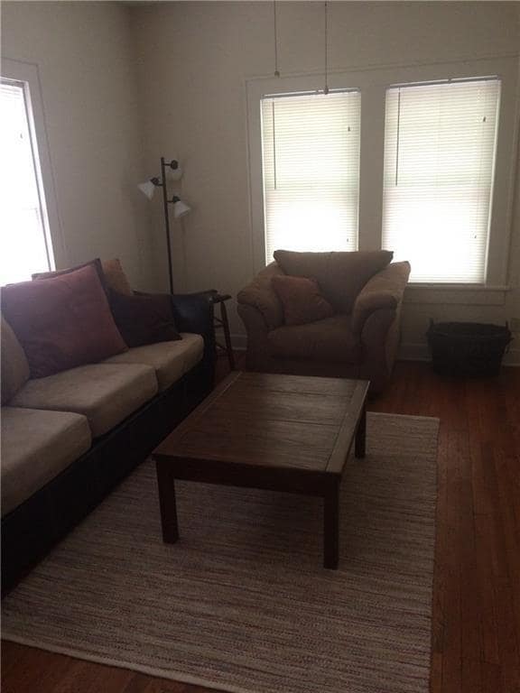 Building Photo - 707.5 Graham Pl