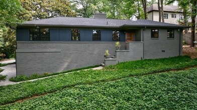 Building Photo - 776 Windsor Pkwy