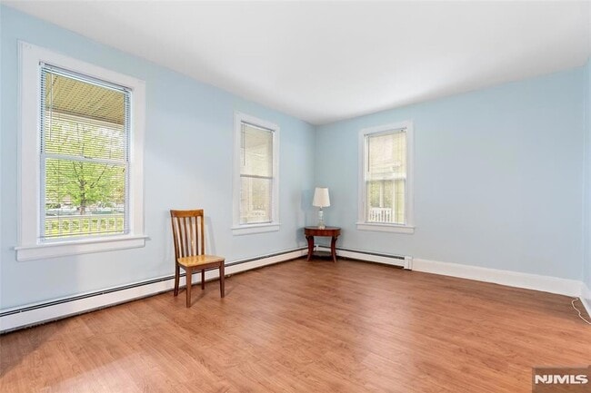 Building Photo - 82 Bergen Ave