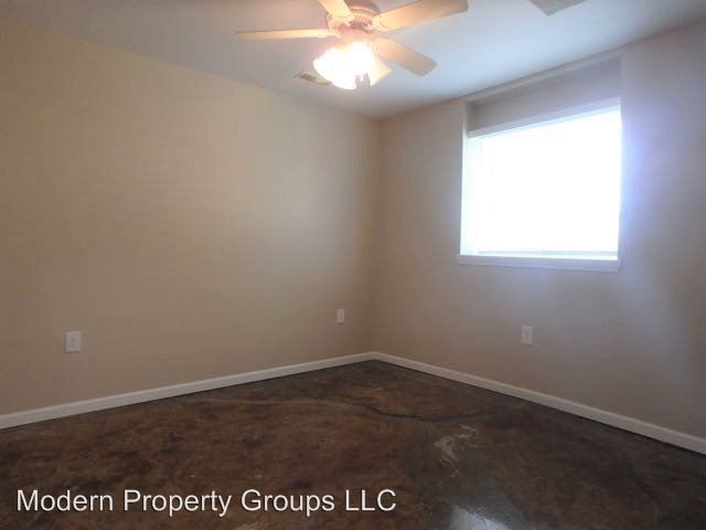 Foto del edificio - 3414 Sherwood Dr