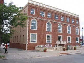 Primary Photo - 2464 Massachusetts Ave