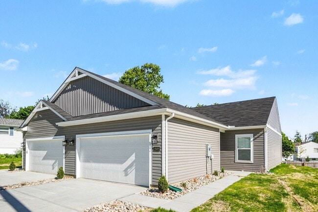 Comfortable and convenient getaway in Colerain TWP - Comfortable and convenient getaway in Colerain TWP House