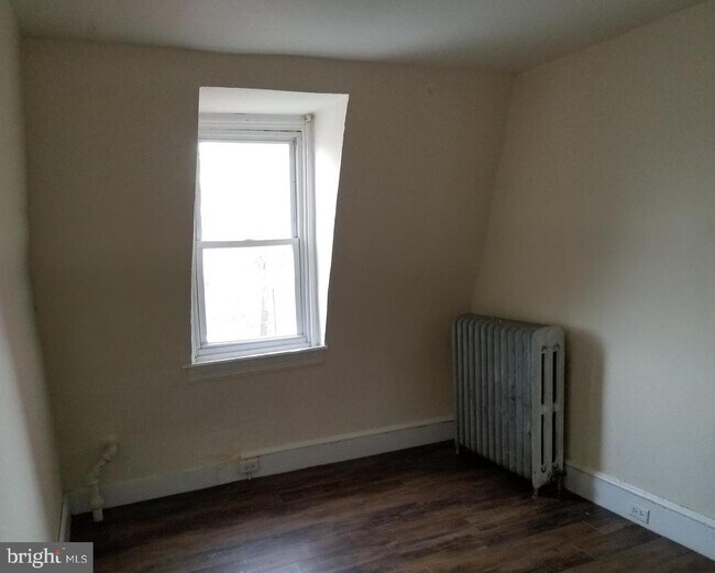 Foto del edificio - 349 N 2nd St