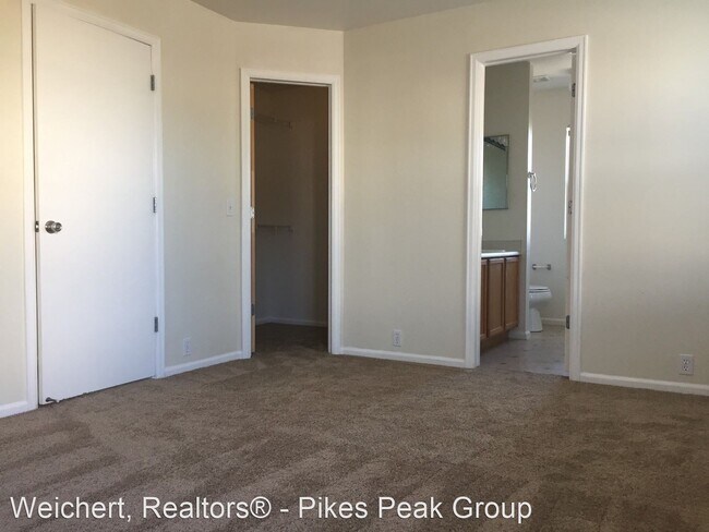 3 br, 2 bath House - 9339 Bethpage Road photo'
