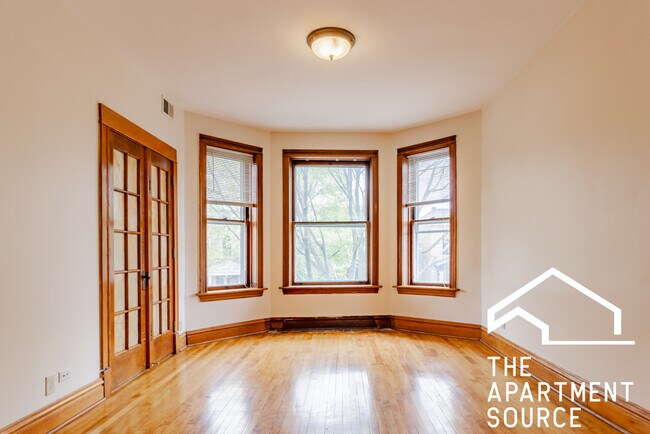 Foto del edificio - 2430 N Mozart St