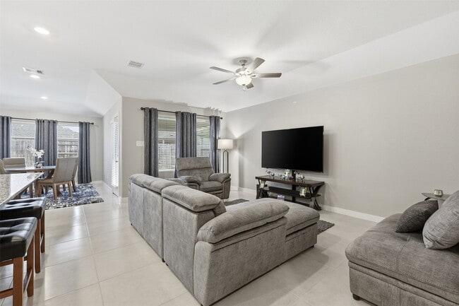 Building Photo - 14139 Greystone Ter St