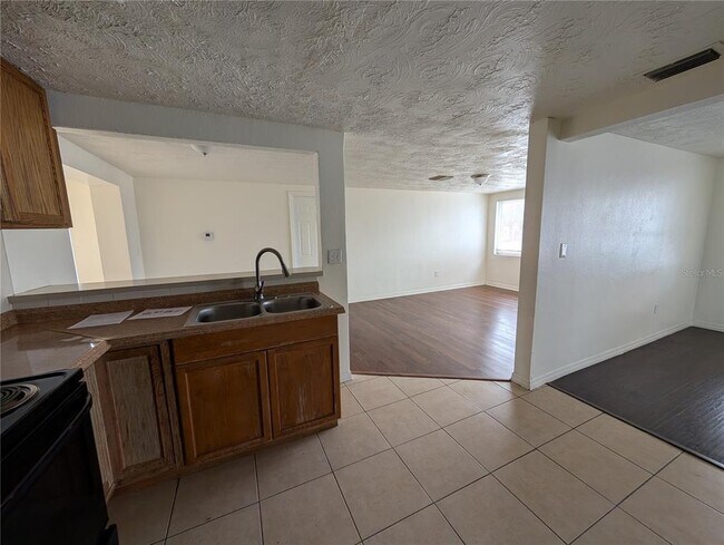 Building Photo - 3227 Darlington Rd