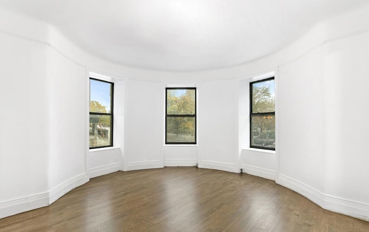 sala de estar - 250 Riverside Dr