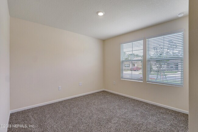 Building Photo - 3307 Lawton Pl