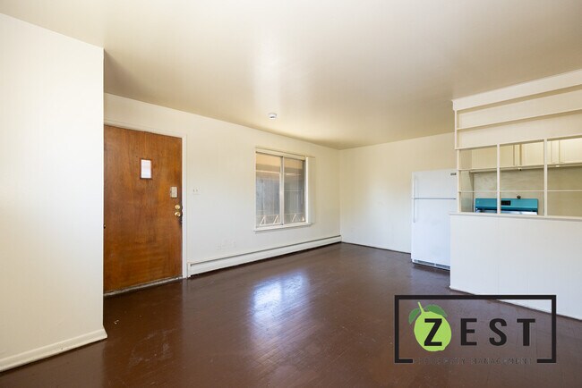 Foto del edificio - 17161 Denver St