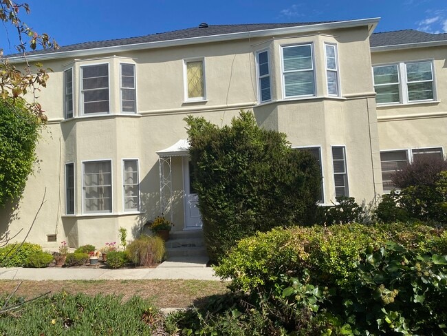 Front entrance…apt. Upper right - 449 San Vicente Blvd