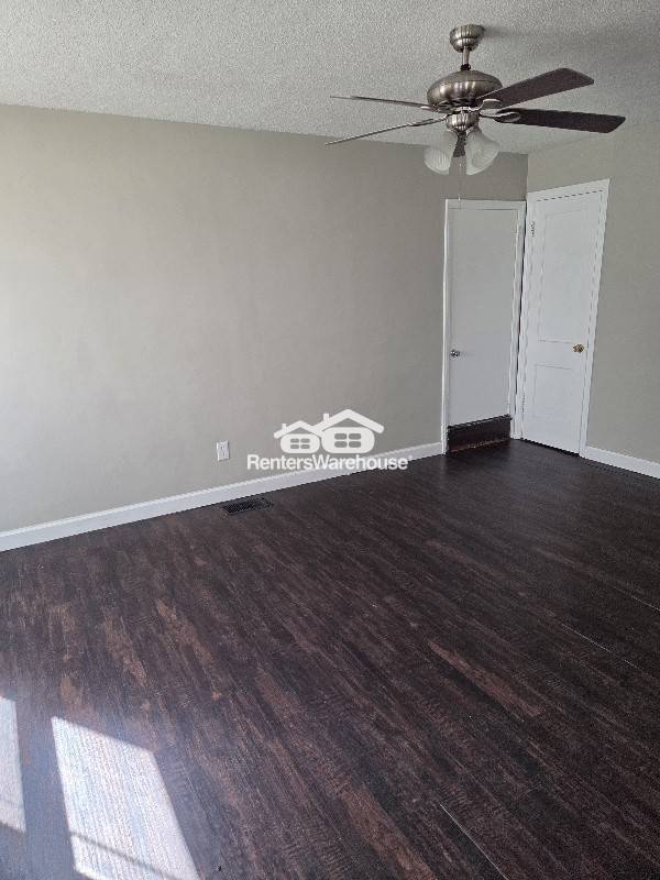 Building Photo - 415 Ames Pl