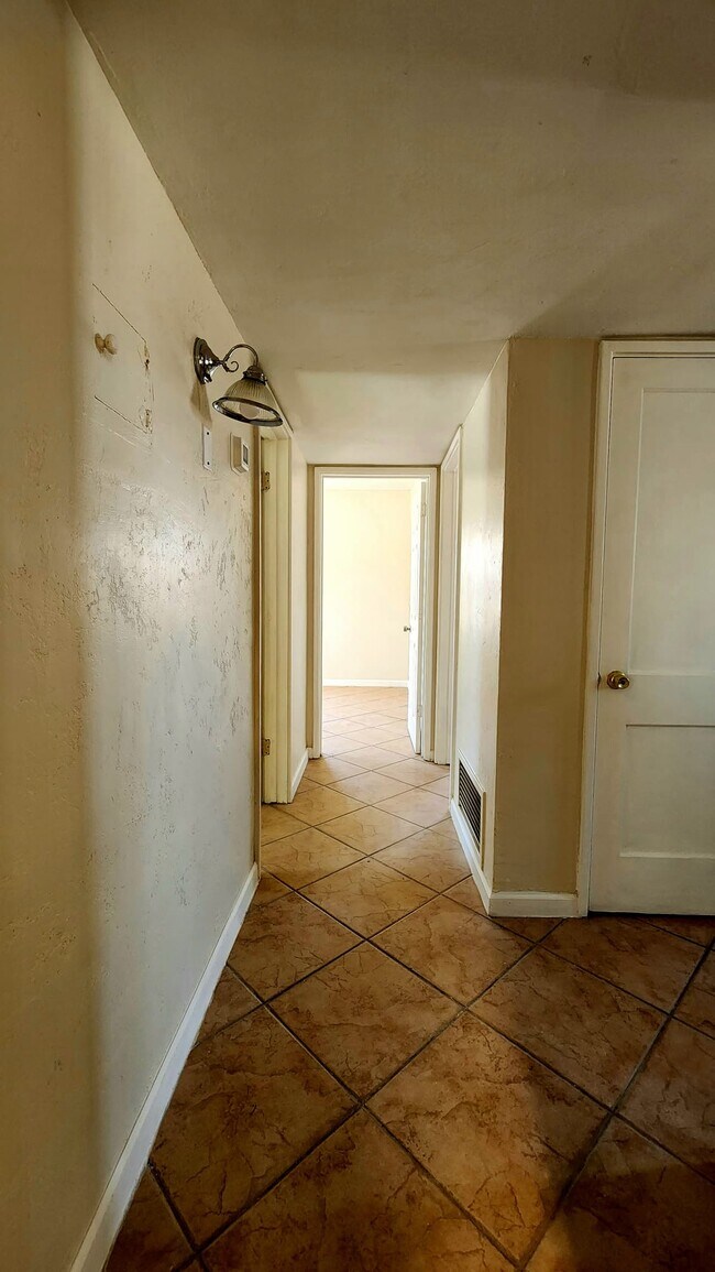 Foto del edificio - 1451 S 6th Ave