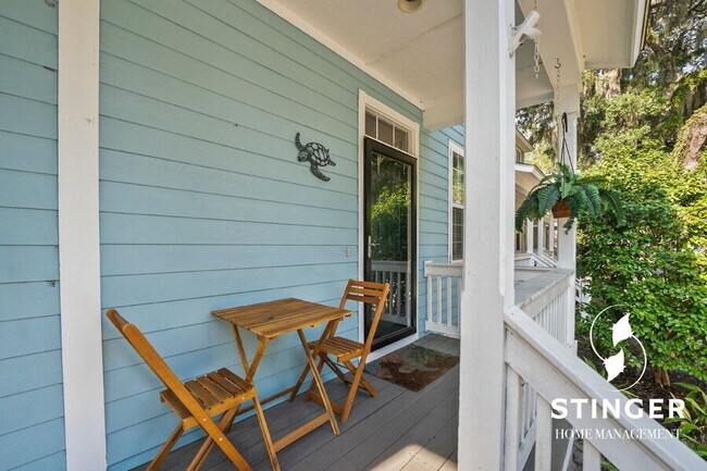 Building Photo - 1105 13th St