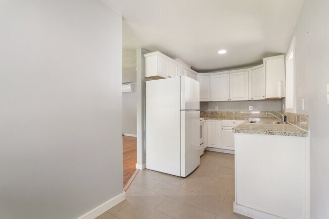 Foto del edificio - 227 NE 188th Ave
