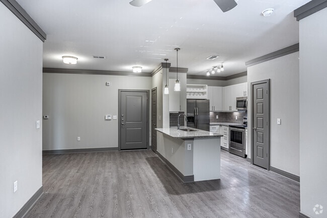 2BR, 2BA - 1112 SF - Cyan Southcreek