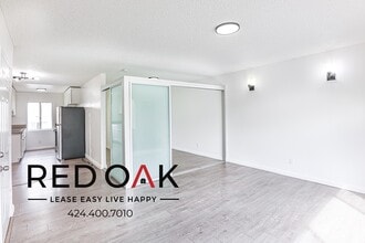 Building Photo - 8555 Independence Ave