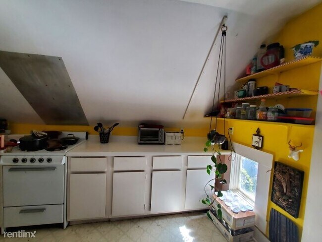Foto del edificio - 947 Williamson St