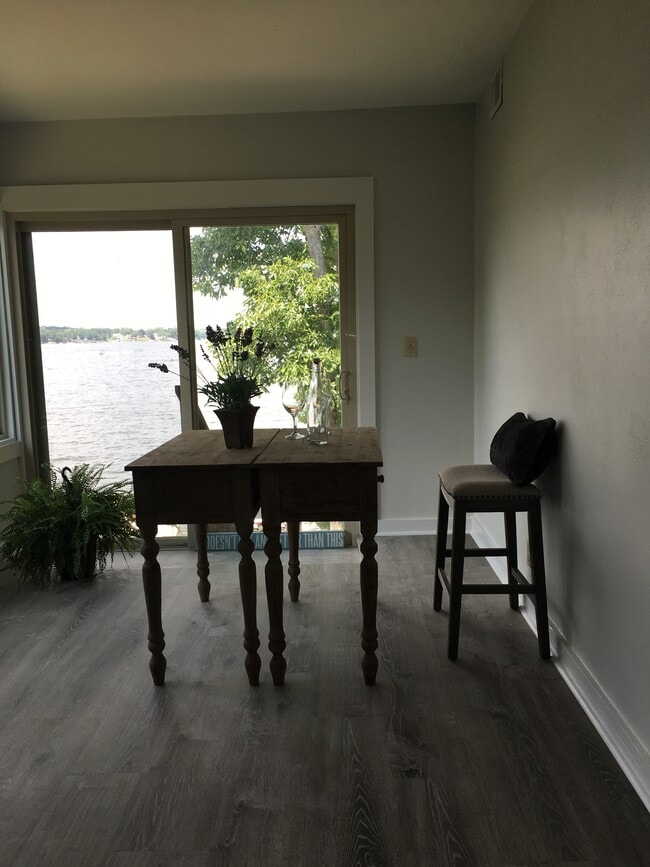 Building Photo - N53W34396-W34396 Rd Q