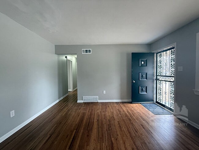 Foto del edificio - 2759 Southmeade Ave