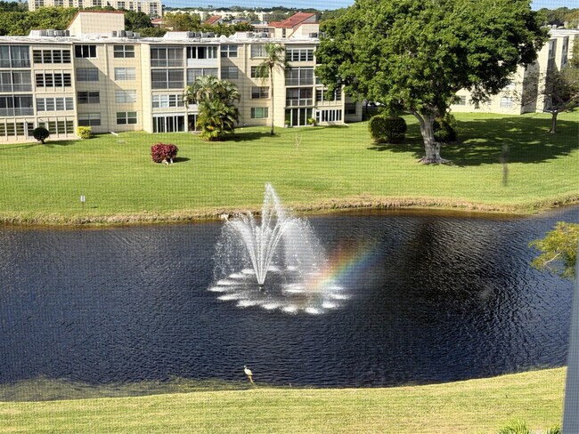 Foto del edificio - 14671 Bonaire Blvd