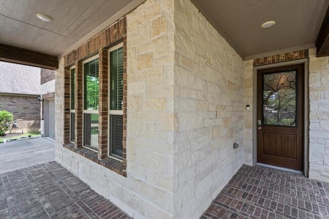 Building Photo - 99 Pioneer Canyon Pl