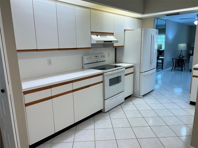 Foto del edificio - 1605 Abaco Dr