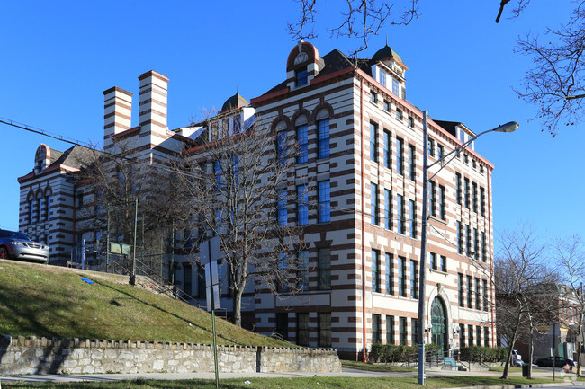 Building Photo - Alcott Place Apartments