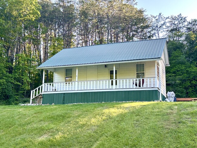 Building Photo - 147 Swain Rd