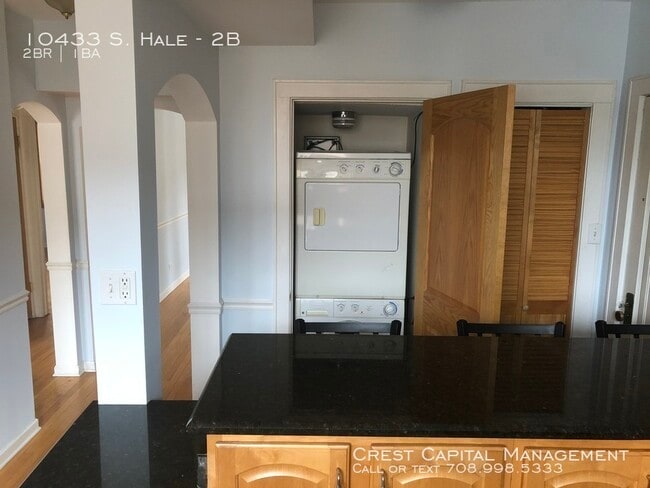 Building Photo - 10433 Hale