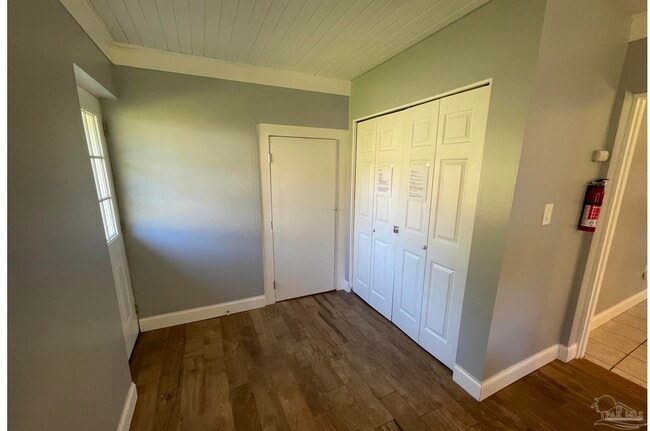 Foto del edificio - 4950 Martha Ave