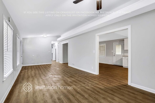 Foto del edificio - 5435 St Lo Ln