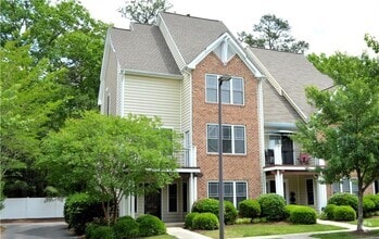Building Photo - 991 Hollymeade Cir
