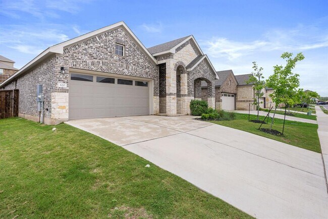 Building Photo - 620 Peace Pipe Way