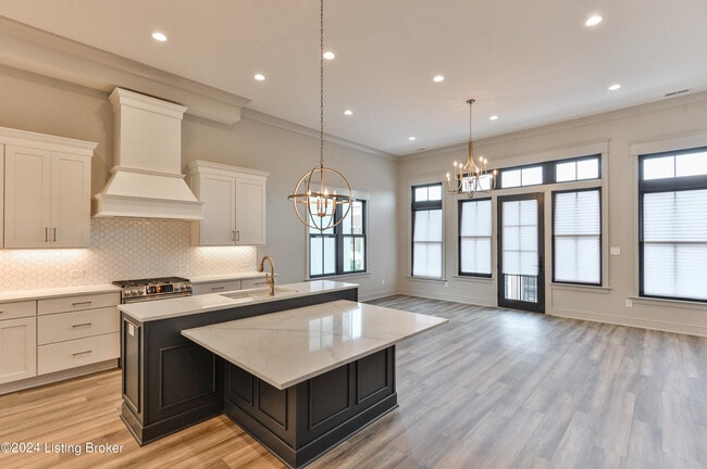 Building Photo - 10508 Meeting St