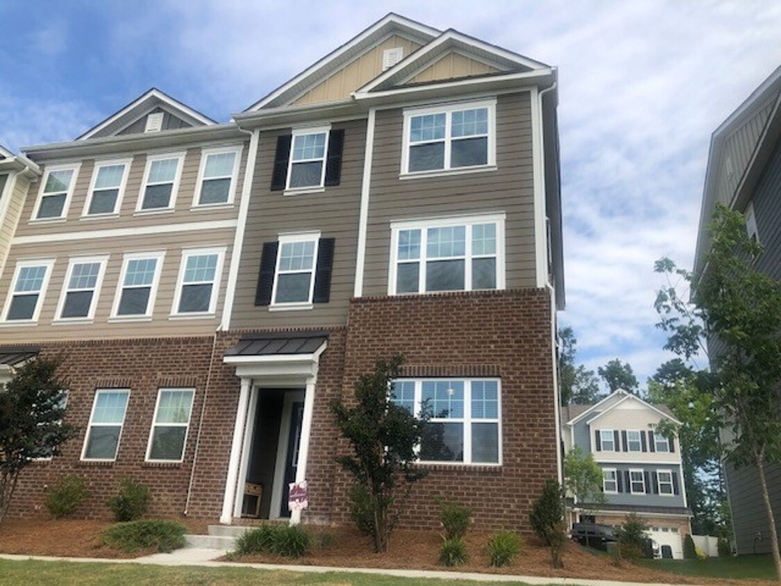 Primary Photo - 1 Year Old- End Unit - Four Bedroom w 3.5 ...