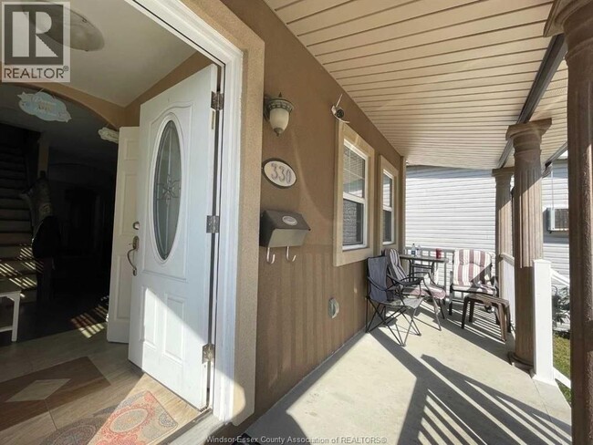 Photo du bâtiment - 330 Elliott St W