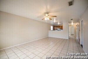 Foto del edificio - 1152 Misty Acres Dr