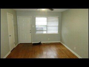 Building Photo - 217 N Fillmore St