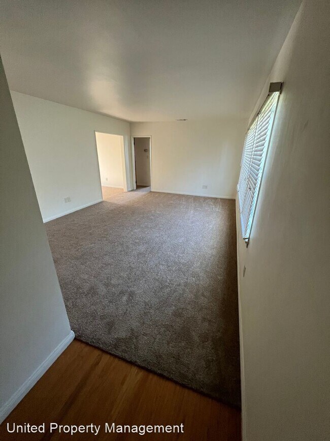 Building Photo - 2 br, 1.5 bath House - 12251 Michigan St